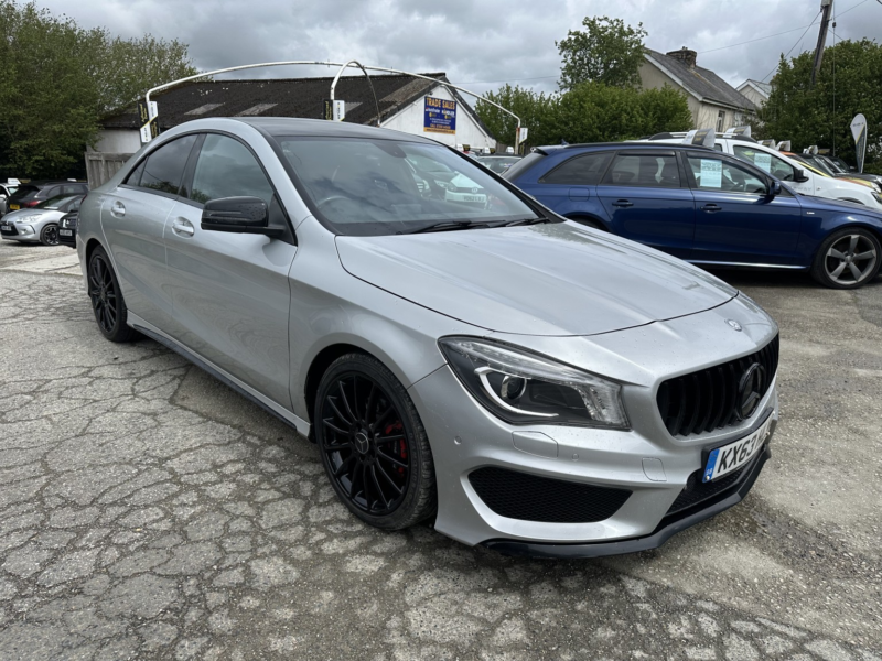 2013 Mercedes-Benz Cla 1.6 Cla180 Amg Sport in Silver — image 1
