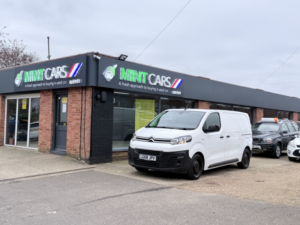 2018 Citroen Dispatch 1.6 Bluehdi 1000 Enterprise M in White — image 2