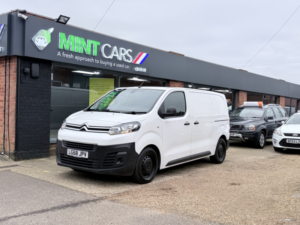 2018 Citroen Dispatch 1.6 Bluehdi 1000 Enterprise M in White — image 4
