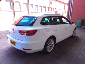 2020 SEAT Leon 2.0 Tdi Se Dynamic in White — image 3