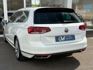 2020 Volkswagen Passat 2.0 Tdi Evo R-Line DSG Euro 6 (s/s) 5dr in White — image 2