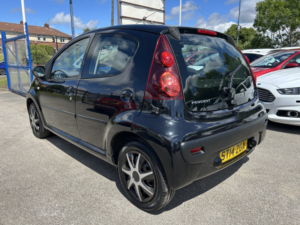 2014 Peugeot 107 1.0 12v Active in Black — image 3
