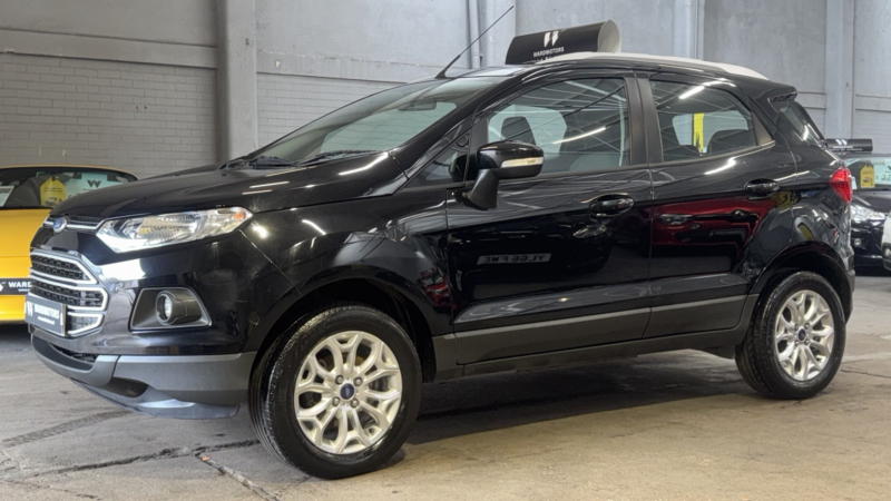2015 Ford Ecosport 1.0 T Ecoboost Zetec Black 5dr 11 Stamps+bluetooth+sensors in Black — image 1