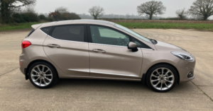 2018 Ford Fiesta 1.0 T Ecoboost Vignale in Beige — image 3