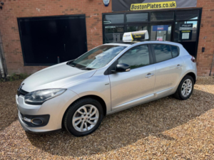 2015 Renault Megane 1.5 Dci Limited Nav Euro 6 (s/s) 5dr in Silver — image 4