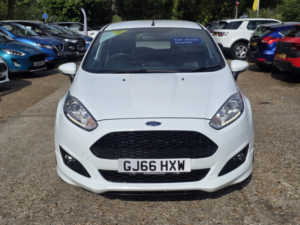 2016 Ford Fiesta 1.0 T Ecoboost St-Line in White — image 2