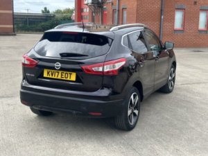 2017 Nissan Qashqai 1.5 Dci N-Connecta in Black — image 3