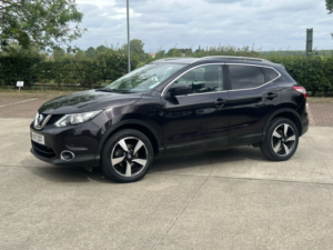 2017 Nissan Qashqai 1.5 Dci N-Connecta in Black — image 6