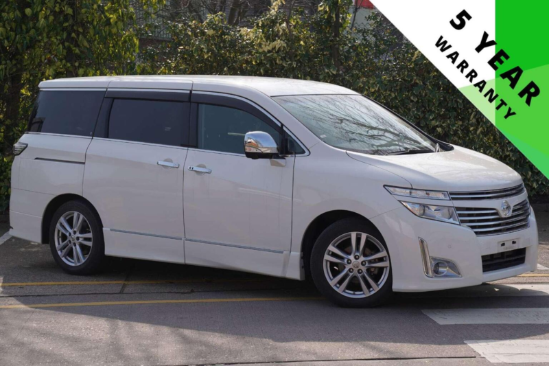 2010 Nissan Elgrand 3.5 V6 Highway Star Premium 5dr 7 Seats in White — image 1