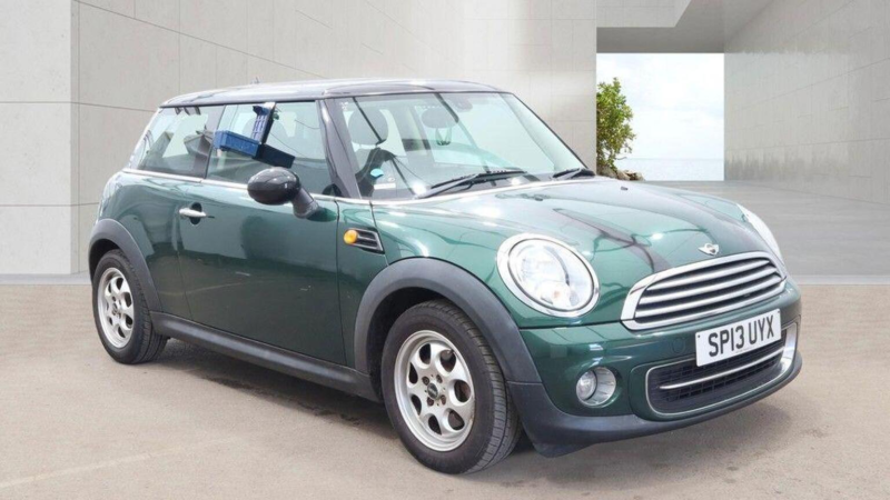 2013 MINI Hatch 1.6 Cooper Euro 5 (s/s) 3dr in Green — image 1