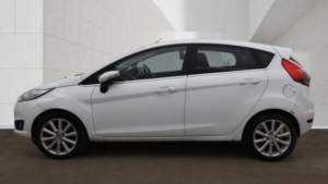 2015 Ford Fiesta 1.0t Ecoboost Titanium Euro 6 (s/s) 5dr in White — image 6