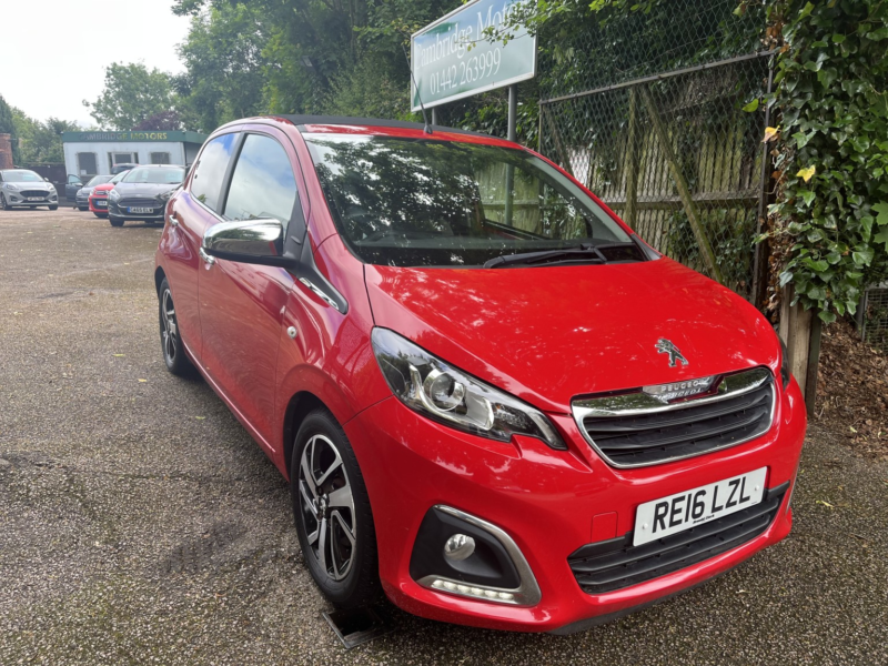 2016 Peugeot 108 1.2 Puretech Allure in Red — image 1