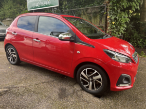 2016 Peugeot 108 1.2 Puretech Allure in Red — image 4