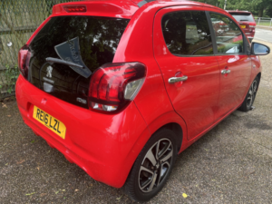 2016 Peugeot 108 1.2 Puretech Allure in Red — image 6