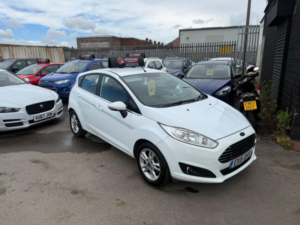 2015 Ford Fiesta 1.0t Ecoboost Zetec Euro 6 (s/s) 5dr in White — image 6