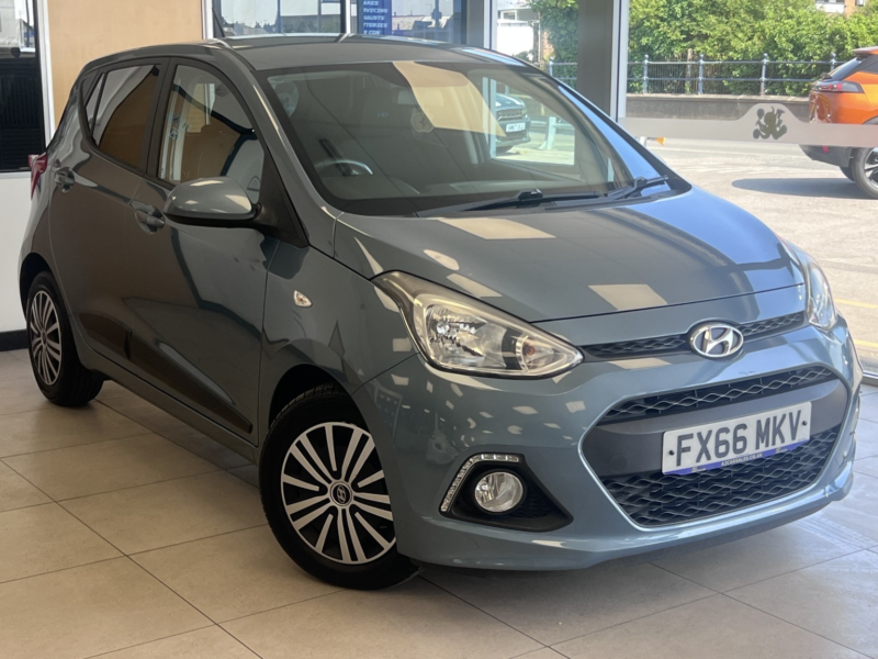 2016 Hyundai I10 1.0 I10 Go! 1.0 in Blue — image 1