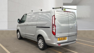 2021 Ford Transit Custom 2.0 Transit Custom Limited Van 280 L1 2.0l Ecoblue 130ps Fwd 6 Speed Manual in Silver — image 3