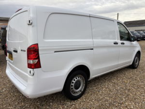 2021 Mercedes-Benz Vito 1.7 110 Cdi Progressive in White — image 3