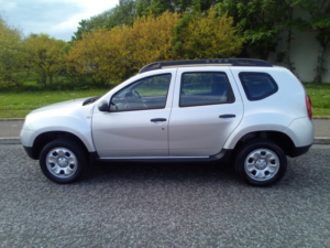 2015 Dacia Duster 1.6 Ambiance 1.6 16v 115 4x2 in Silver — image 5