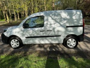 2021 Renault Kangoo I Ml20 Business in White — image 6
