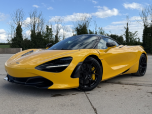 2018 Mclaren 720s 4.0 T V8 in Yellow — image 3