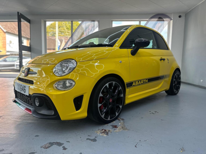 2017 Abarth 595 1.4 T-Jet Competizione Euro 6 3dr in Yellow — image 1