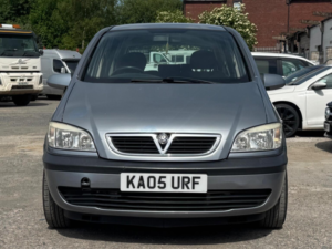 2005 Vauxhall Zafira 1.6i 16v Design 5dr in Other — image 2
