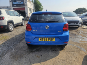 2015 Volkswagen Polo 1.0 Bluemotion Tech Se in Blue — image 4