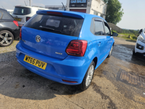 2015 Volkswagen Polo 1.0 Bluemotion Tech Se in Blue — image 5