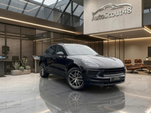 2022 Porsche Macan