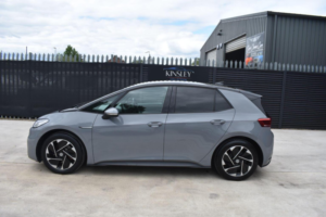 2021 Volkswagen Id.3 Pure Performance 45kwh Style Auto 5dr in Grey — image 4