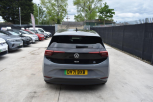 2021 Volkswagen Id.3 Pure Performance 45kwh Style Auto 5dr in Grey — image 6