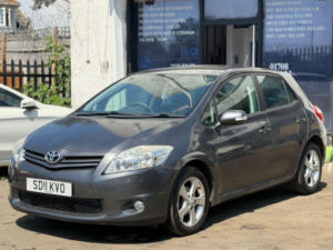 2011 Toyota Auris 1.6 V-Matic Tr Multimode Euro 5 5dr in Grey — image 4