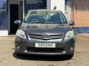 2011 Toyota Auris 1.6 V-Matic Tr Multimode Euro 5 5dr in Grey — image 6
