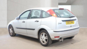 2002 Ford Focus 1.6i 16v Zetec 5dr in Silver — image 4