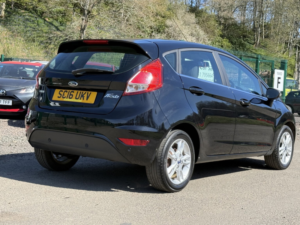 2016 Ford Fiesta 1.0t Ecoboost Zetec Hatchback 5dr Petrol Manual Euro 6 (s/s) (100 Ps) in Multicolour — image 6