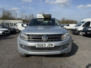 2013 Volkswagen Amarok 2.0 Bitdi Bluemotion Tech Highline in Silver — image 2