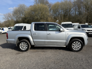 2013 Volkswagen Amarok 2.0 Bitdi Bluemotion Tech Highline in Silver — image 4