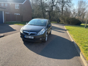 2010 Vauxhall Corsa 1.7 Cdti Se in Grey — image 2