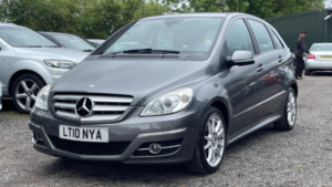 2010 Mercedes-Benz B Class 2.0 B180 Cdi Sport CVT 5dr in Grey — image 3