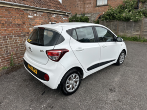 2018 Hyundai I10 1.2 I10 Se 1.2 My17 in White — image 4