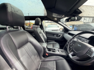 2018 Land Rover Discovery Sport Td4 Landmark in Grey — image 4