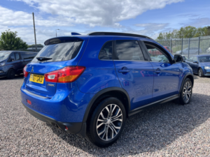2017 Mitsubishi Asx 2.2 Di-D 4 in Blue — image 2