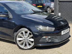 2013 Volkswagen Scirocco 2.0 Tsi R-Line in Black — image 4