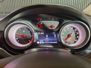 2018 Vauxhall Astra 1.6 Cdti Blueinjection Sri Nav in White — image 6