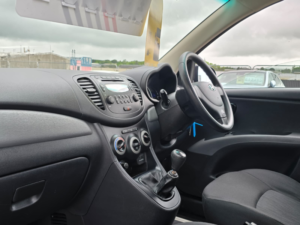 2012 Hyundai I10 1.2 Classic Hatchback 5dr Petrol Manual Euro 5 (85 Bhp) in Black — image 6