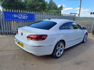 2016 Volkswagen Cc 2.0 Tdi Bluemotion Tech R-Line in White — image 5