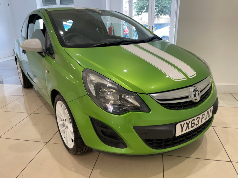 2013 Vauxhall Corsa 1.2 16v Sting Hatchback 3dr Petrol Manual Euro 5 (a/c) (85 Ps) in Green — image 1