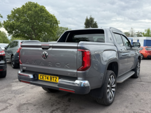 2024 Volkswagen Amarok 3.0 Tdi V6 Aventura in Grey — image 2