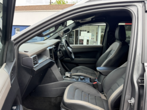 2024 Volkswagen Amarok 3.0 Tdi V6 Aventura in Grey — image 6